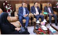  برگزاری جلسه ای در دفتر ریاست دانشگاه با حضور "مروج رئیس مرکزآموزش فنی وحرفه ای گناباد" و "کارشناس آموزش این مرکز" و گفتگو وتبادل نظر در جهت افزایش برگزاری دوره های آموزشی و راه اندازی کارگاه مشترک تجهیزات پزشکی و بهداشتی